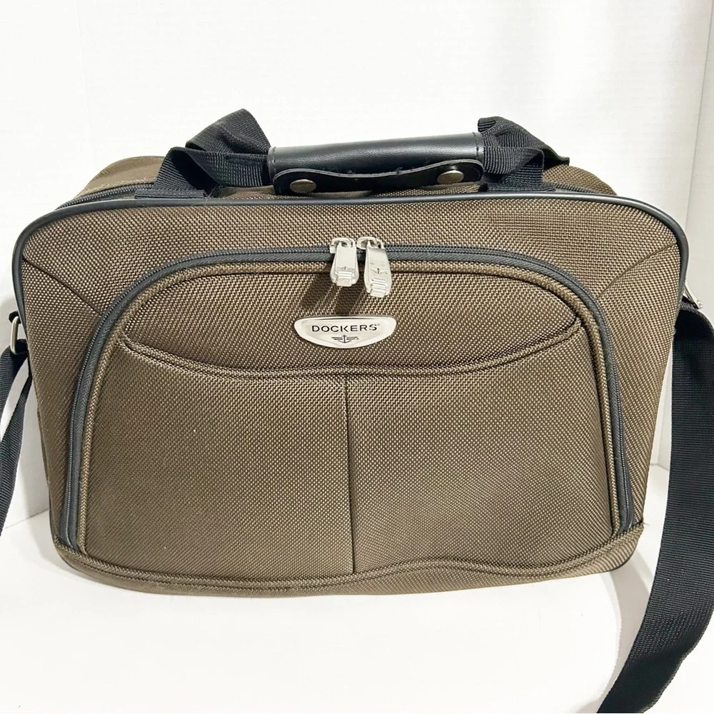 Dockers Double Compartment Carryon Travel Suitcase Bag Adjustable Shoulder Strap